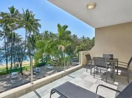 Paringa 2 Bedroom Top Floor Beach Front Apartment