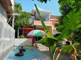 PAPADAAN Homestay Syariah Batu, hotel v destinácii Karangploso