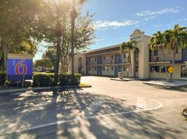 Motel 6 Riviera Beach FL, hotel in Riviera Beach