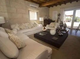 Attractive Ibiza Villa Can Tierra 6 Bedrooms Phenomenal Country Mountain Views Santa Gertrudis