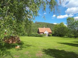 Countryside Holiday home "Our Little Farm", hotell i Hagfors