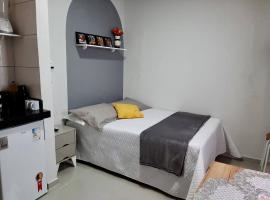 Studio com Cozinha no Centro, habitación en casa particular en Marabá
