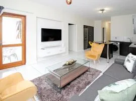 GREENWICH 2 bedroom 2 bath serv apart with 24hrs electricity