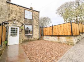 April Cottage, cottage in Keighley