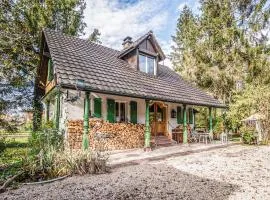 Awesome Home In Knoeringue With Sauna
