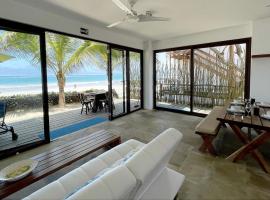 Mi Playa Beach Front Isabela، فندق في بْوُرتو فيلاميل