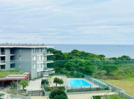 Seaview Apartments at Coral Point Sibaya, Umhlanga, allotjament a la platja a Durban