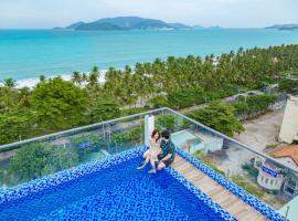 Azura Gold Hotel & Apartment, hotel em Nha Trang