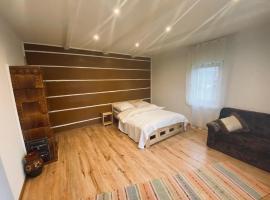Na Łachówce, pet-friendly hotel in Skawa