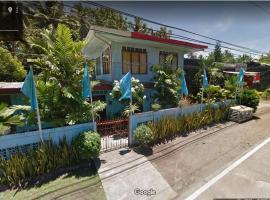 Knights-Apple Inn, proprietate de vacanță aproape de plajă din Mambajao