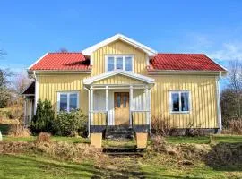 Awesome Home In Torup With Wifi
