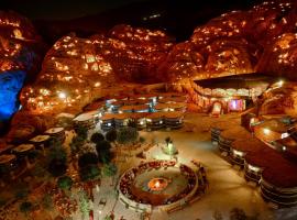 Little Petra Bedouin Camp, hotel cerca de Little Petra Triclinium, Al Ḩayy