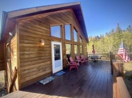 New! Beautiful Mountain Home with Playground on Treed Acreage - Woodland Vista Retreat, casa vacacional en Bordenville