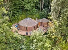 Finest Retreats - Owl Luxury Treehouse Hideaway