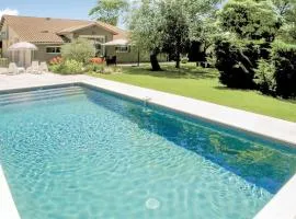 Cozy Home In Staubin De Cadeleche