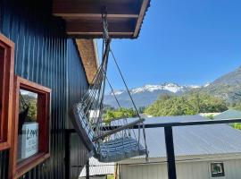 Mirlo’s hostel, hotel cerca de Futaleufu National Park, Futaleufú