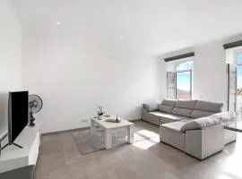 Traditional 3 bedroom apartment