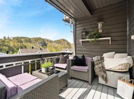 Sjarmerende familievennlig hus med 2 soverom, cottage in Kristiansand