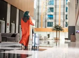 Crowne Plaza Hotel Riyadh Minhal, an IHG Hotel