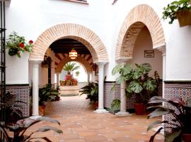 Apartamentos Turísticos Los Patios: Rota'da bir otel
