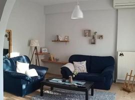 ά&nu;&epsilon;&tau;&omicron;, &phi;&omega;&tau;&epsilon;&iota;&nu;ό &kappa;&alpha;&iota; ή&sigma;&upsilon;&chi;&omicron; &gamma;&iota;&alpha; &omicron;&iota;&kappa;&omicron;&gamma;έ&nu;&epsilon;&iota;&alpha; &Iota;&theta;ά&kappa;&eta;&sigmaf; - &Iota;thakis 8 &Pi;&upsilon;&lambda;&alpha;ί&alpha;