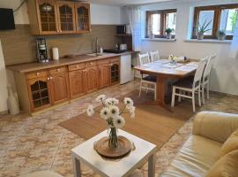 Komfortowy apartament nad Zalewem Sulejowskim, hotel v destinaci Sulejów