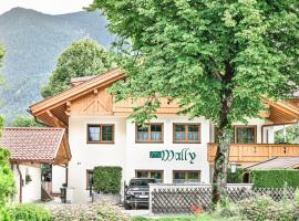 Ferienwohnungen "Zur Wally", hotel cerca de Bayerische Spielbank, Garmisch-Partenkirchen