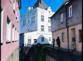 Wohnen im Baudenkmal mitten in der Altstadt – hotel w mieście Arnsberg