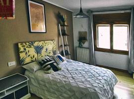 Apartamento turístico en Monteagudo, hotel pre rodiny v destinácii Monteagudo