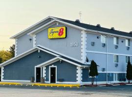 Super 8 by Wyndham Benton Harbor St Joseph, hotell i Benton Harbor