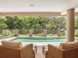 Stanwell Beach Glass House