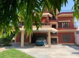 Krimson Bricks Homestay