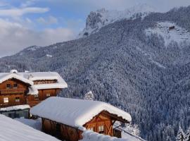Chalet in Funes Valley with Dolomites Views, hotel in Funes
