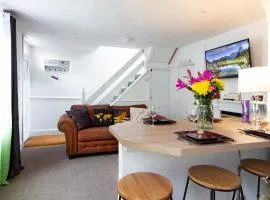 Modern Quirky Exeter City Cottage 2 min walk - shops