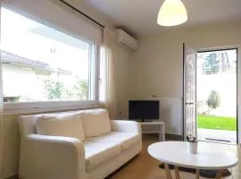 Lily's apartment
