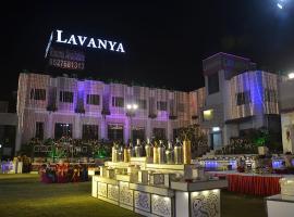 Lavanya Hotel- Near Alipur, Delhi, three-star hotel in New Delhi