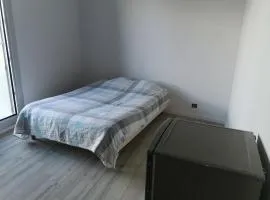 Chambre privée chez habitant à 2 pas de la gare