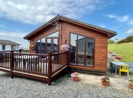 Lake View Lodge, glamping site in Millom