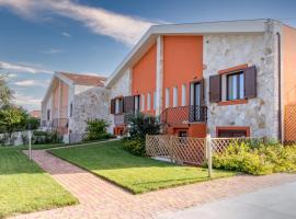 Lumen House，位于萨萨里的公寓