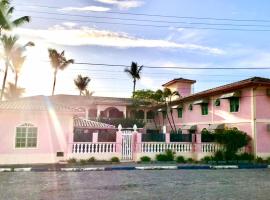 Pousada Villa Rosada, hotel in Santa Cruz Cabrália