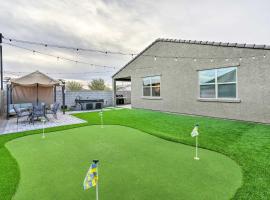 New-Build Glendale Home with Hot Tub and Putting Green，格倫代爾的度假屋