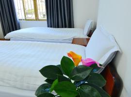 Khách Sạn Đông Phương, hotel v destinaci Lạng Sơn