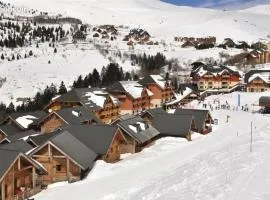Saint François Longchamps Loc à la Montagne avec piscine été hiver vg23