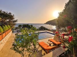 Water’s Edge 1 Bedroom Sea View Villa With Private Pool, hotel em Patara