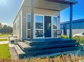 Stunning Home In Scherpenisse