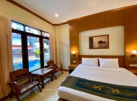 Baan Sudarat Hotel, vertshus i Patong Beach