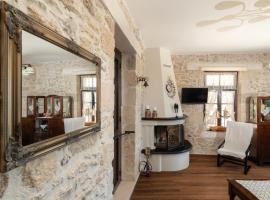 Krouson Mansion，位于Krous&oacute;n的度假屋