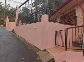 Casa entre la naturaleza