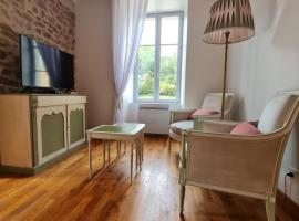 Le Moulin de L'O - L'Orle Rose, hotel a Semur-en-Auxois