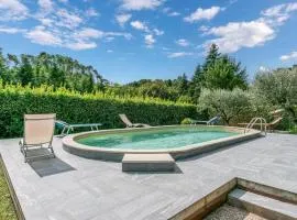 Awesome Home In Camaiore With Wifi